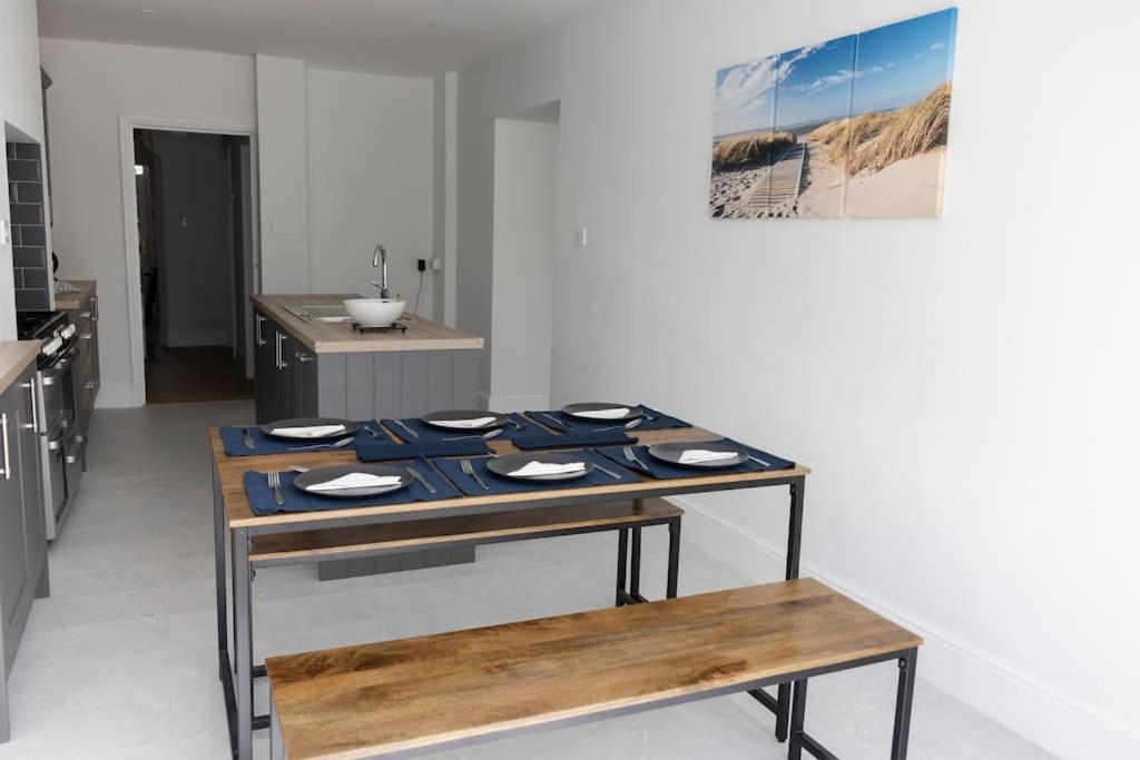 Spacious Holiday Home In ポースコール エクステリア 写真